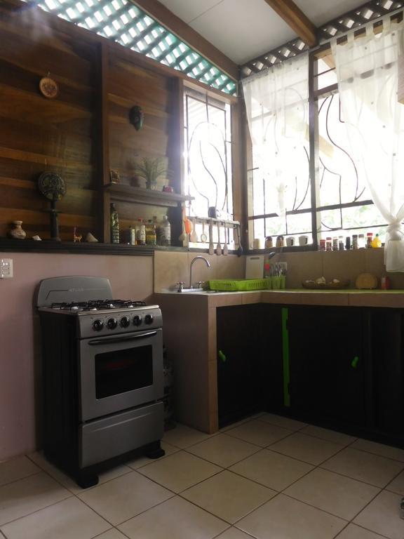 Casa Lina Sloth View Exotic Apartment With Privat Kitchen Puerto Viejo de Talamanca Extérieur photo